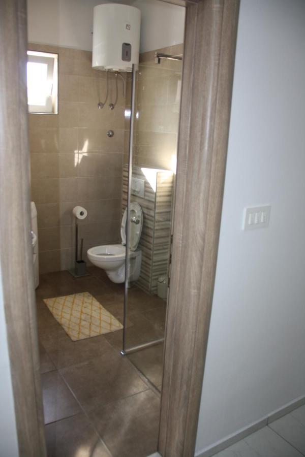 Lea Appartement Šibenik Buitenkant foto