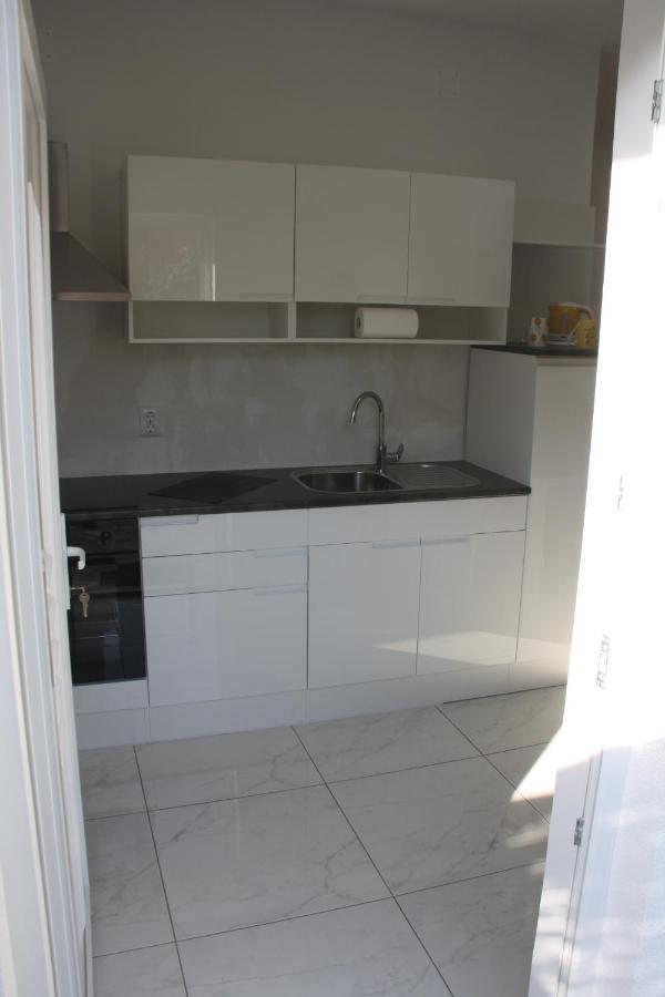 Lea Appartement Šibenik Buitenkant foto